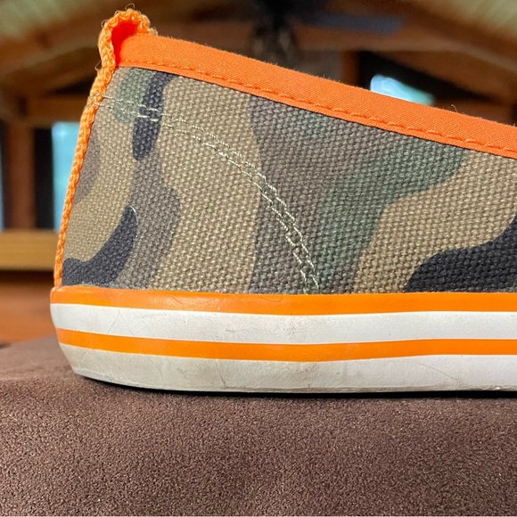 Tory Burch camo and orange loafers Sz 8 - Picture 6 of 8